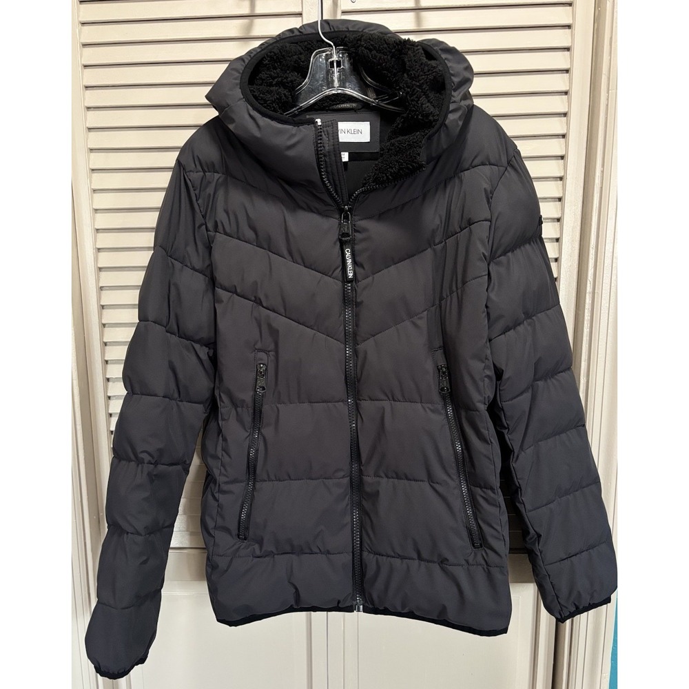 Calvin Klein Men's Size Puffer Jacket Dark Gray Zip Up Sz M Pockets Sherpa Hood